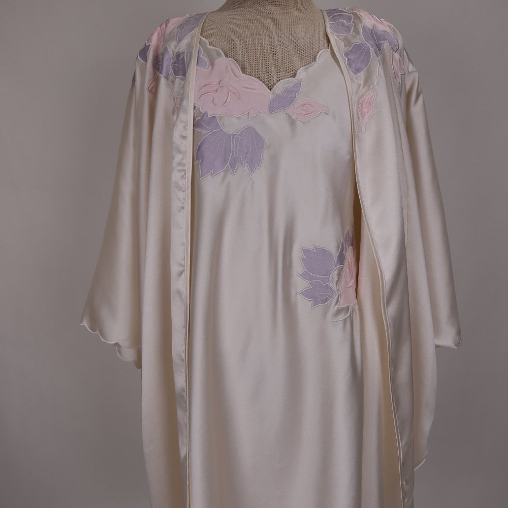 🌺 Vtg Natori Saks Fifth Ave White Embroidered Nightgown Robe Set Negligee XS